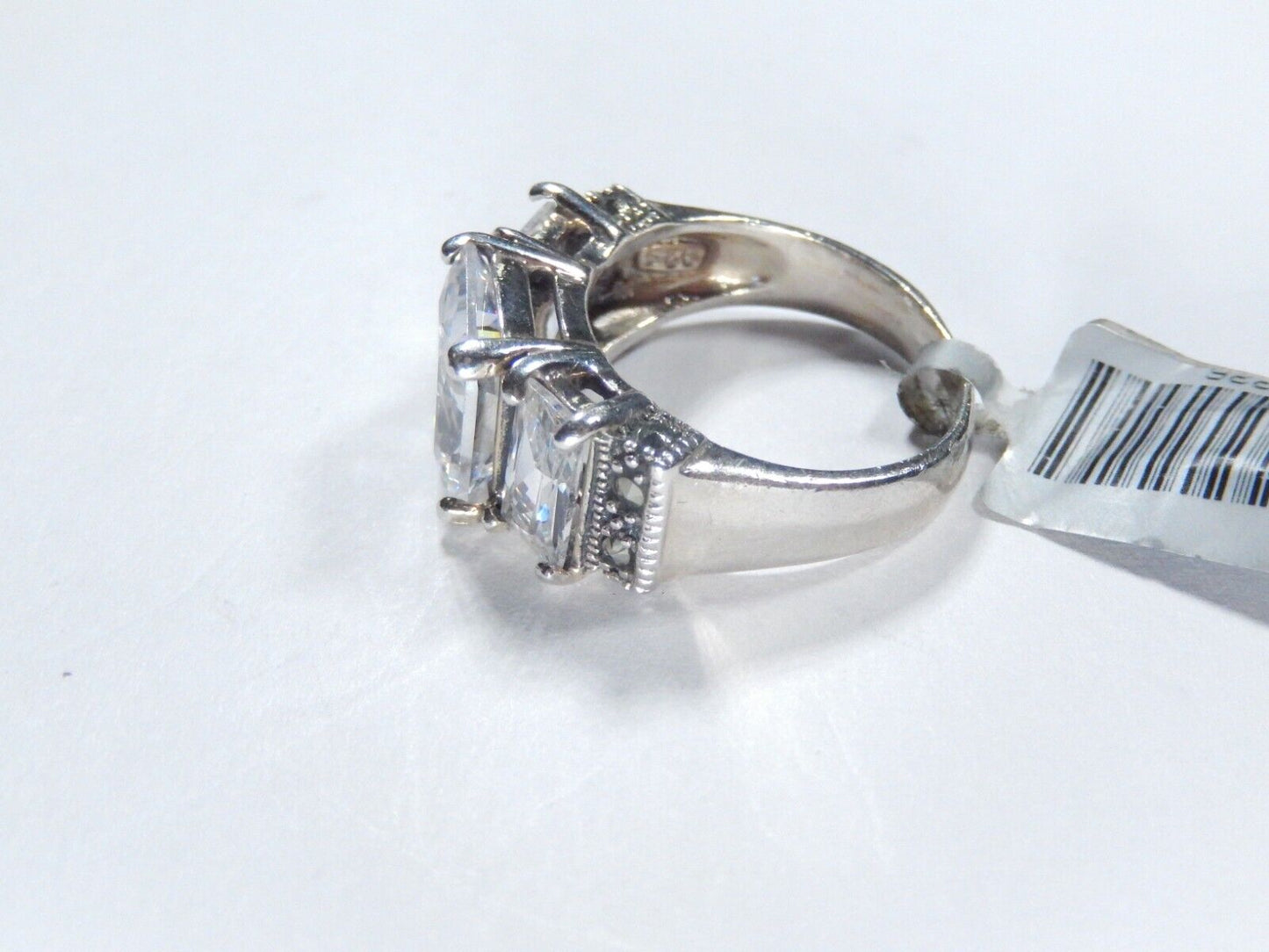 STERLING SILVER 5.00CT EMERALD CUT CZ ARTISIAN BEAD BAND 3 STONE RING Sz 5.75