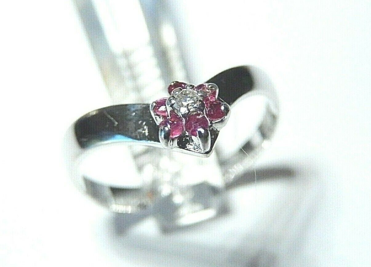 *NWT* 14K White Gold " V " Shape Ruby & Diamond 3.5mm Band Ring Size 9.25