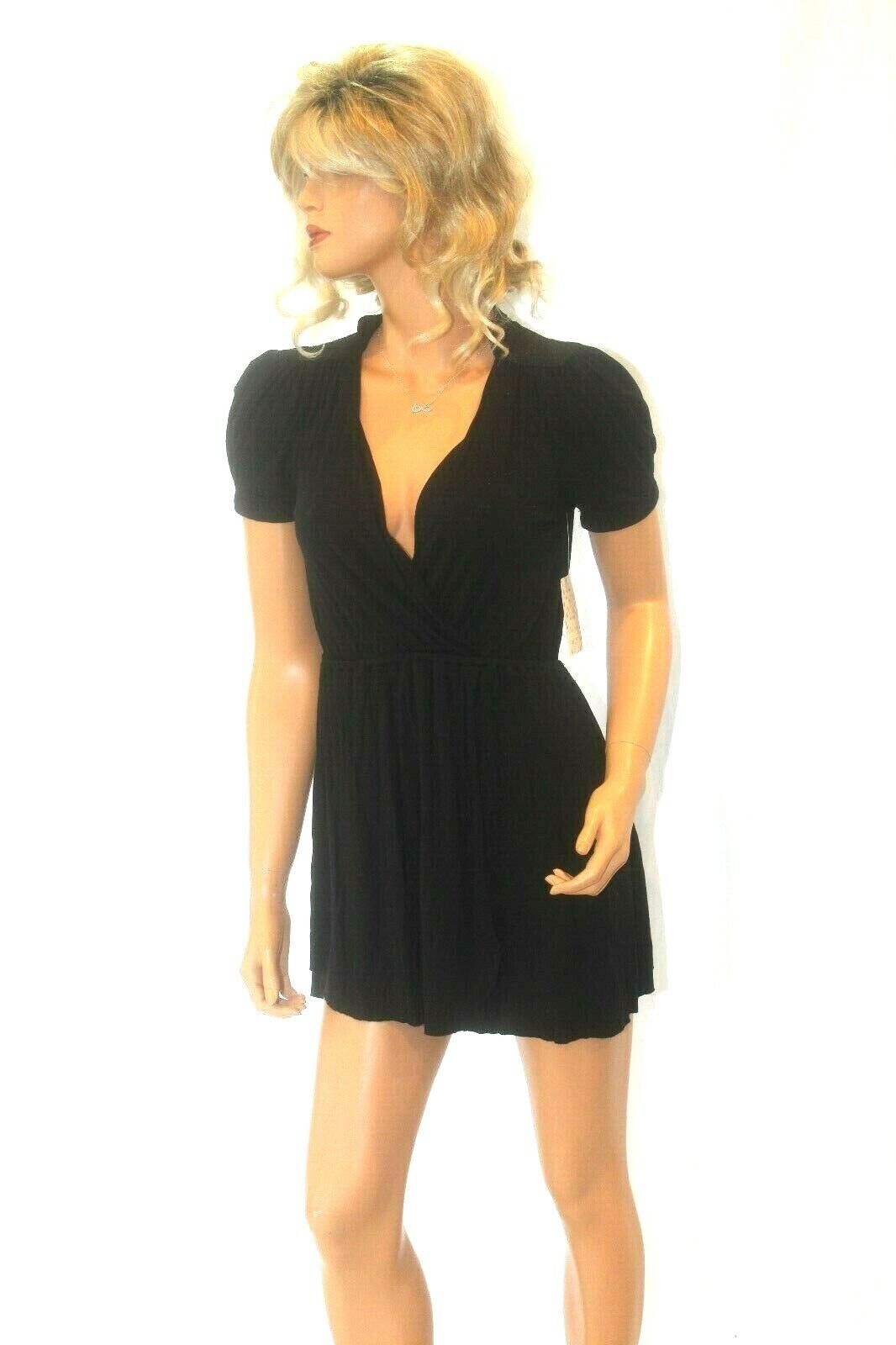 *NWT* $68. Free People Black Women's  V-Neck Sheath Short Dress Size Small