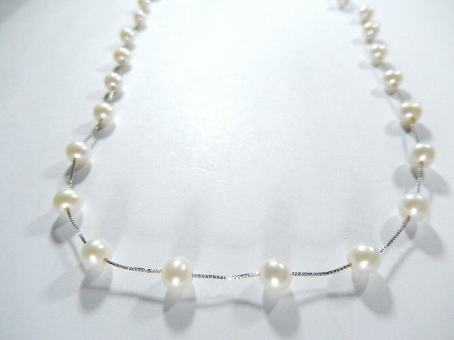 *VINTAGE*  14K White Gold Box Chain Necklace with 23 White 6 mm Pearls 16"length