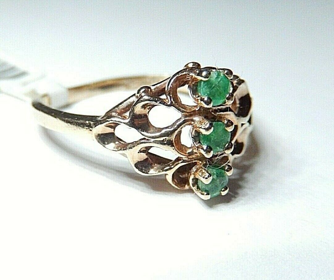 *VINTAGE* 10k Yellow Gold Emerald Three Stone Open Scroll Design Ring Size 6.5