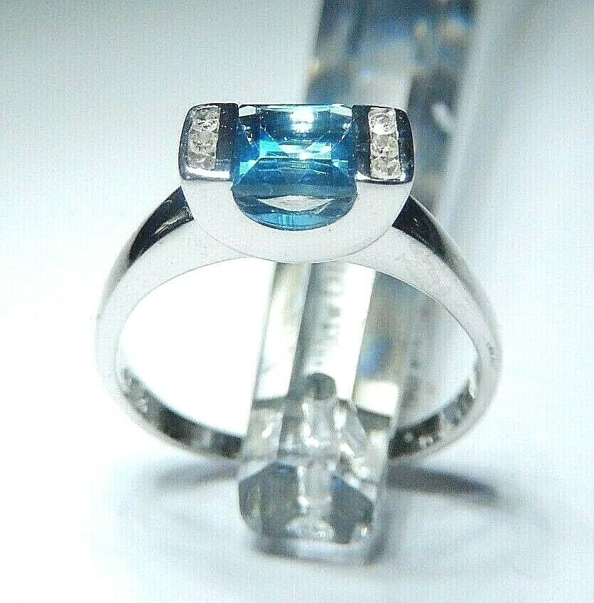 *NWT* 10K WHITE GOLD GENUINE BLUE TOPAZ AND DIAMONDS LADIES COCKTAIL RING Sz 9.5