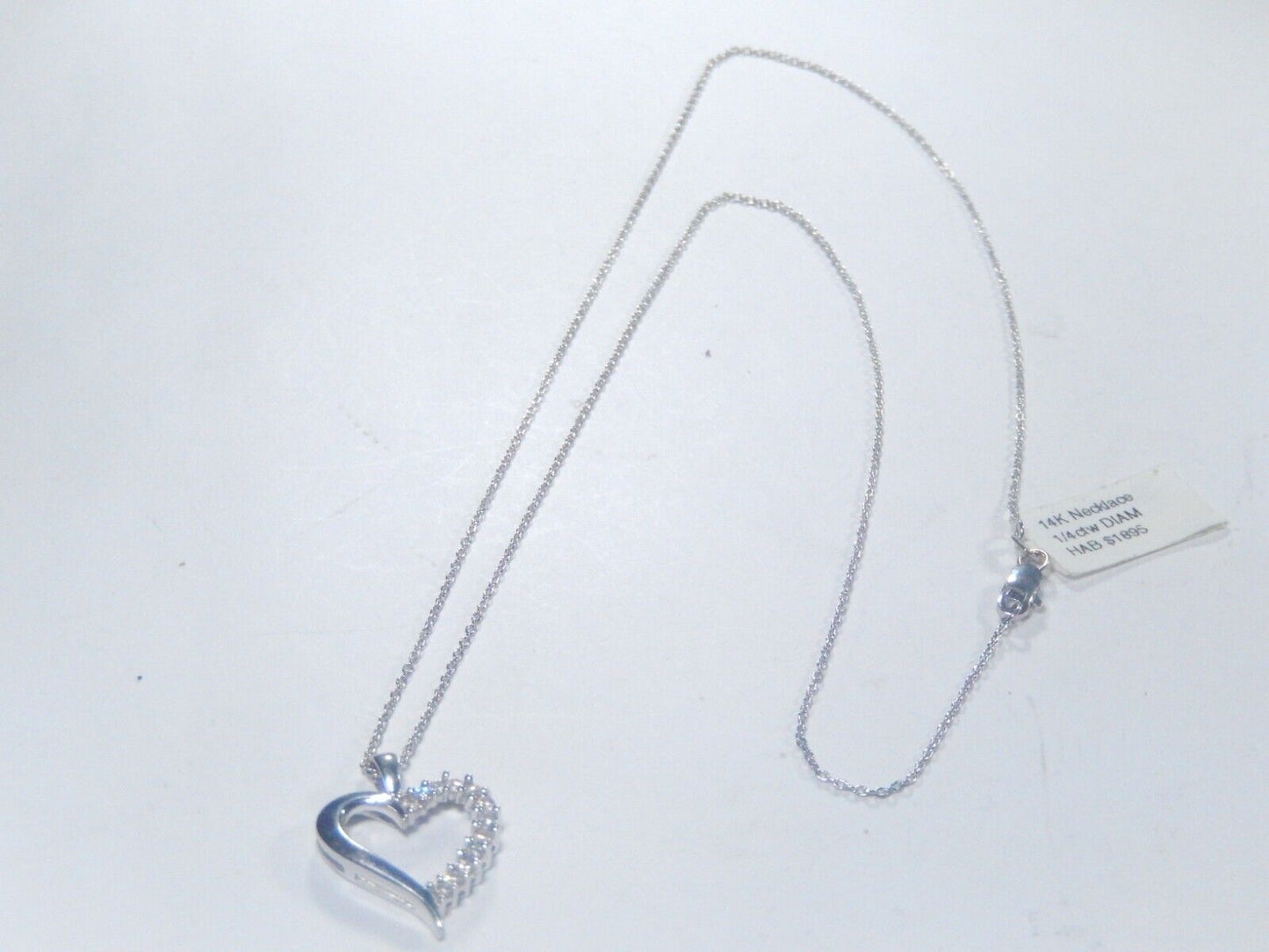14K White Gold .25 tcw Natural Diamond Heart Pendant w/14K 20" Chain
