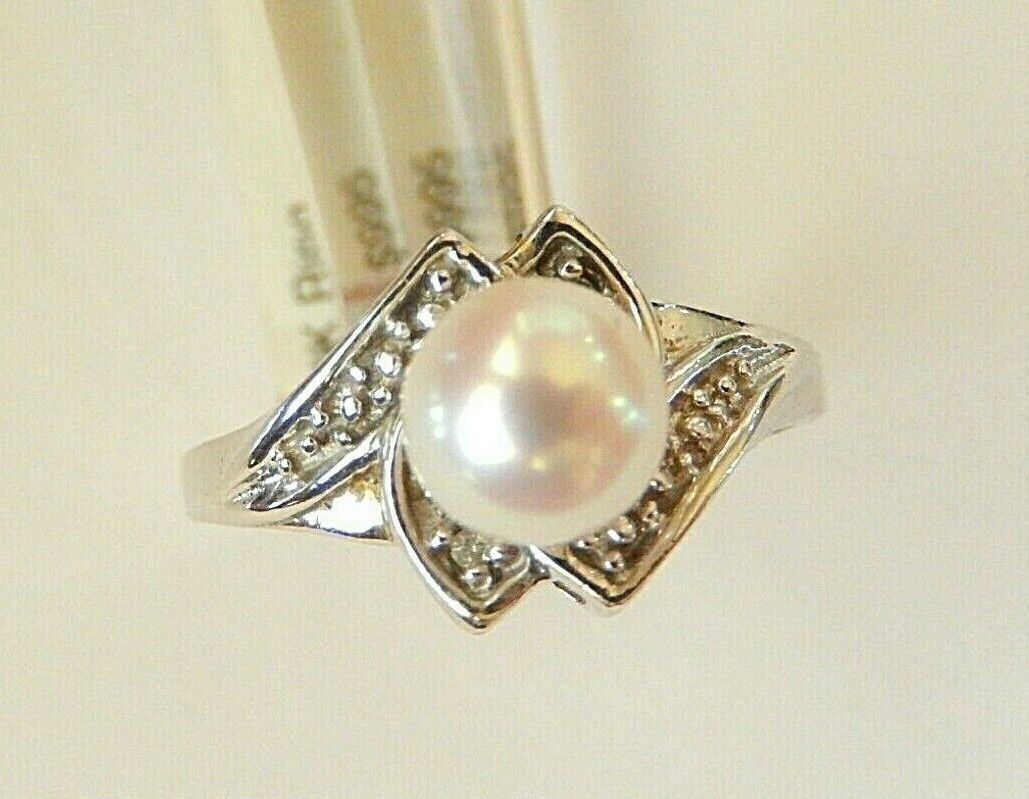 10K White Gold 7mm Round Pearl & Diamond Ladies Ring  Size 7.5