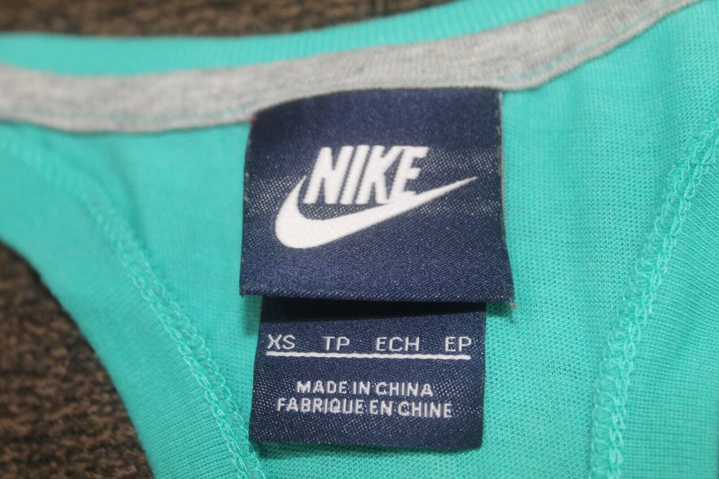 Nike  Womens  Sleeveless Running Top XS - MINT CONDITION