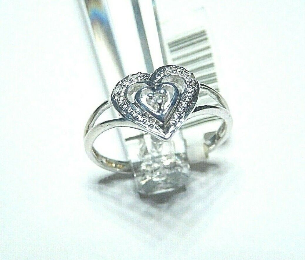 *NWT* 10k Solid White Gold Heart Ring With Genuine Diamonds Size 7.25