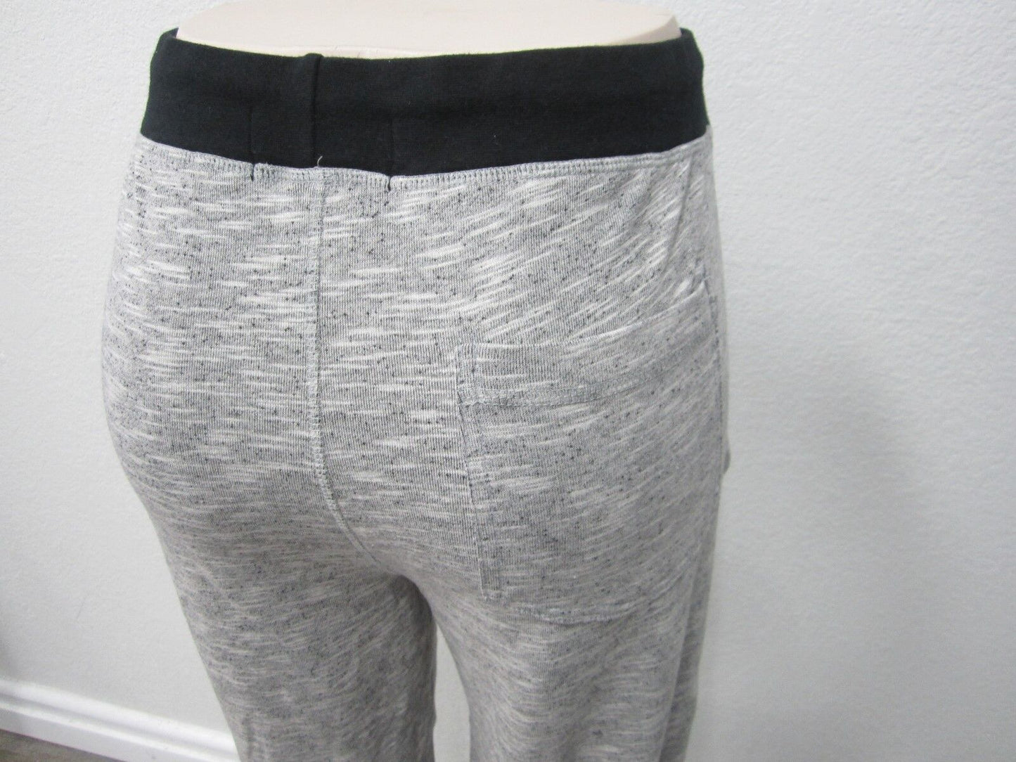 NWT OCEAN CURRENT WomenJogger Pants Sz Large Gray Tapered Drawstring Cotton/Poly
