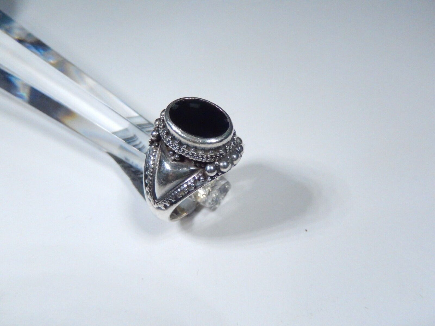 925 Sterling Silver Vintage Real Black Onyx Gem Oval Beaded Ring Size 7.25