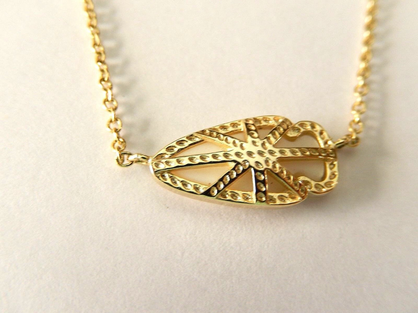 *RARE*  Kendra Scott White Skylie Gold Arrow Yellow Gold Plated Necklace