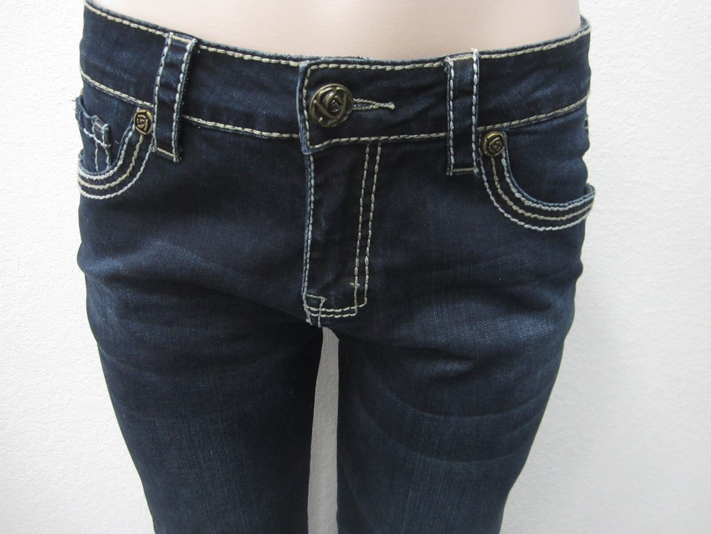 NWT Adiktd Womens Regular Mid-Rise Boot Cut Dark  ADJ1411617-R Jeans Size 31x34