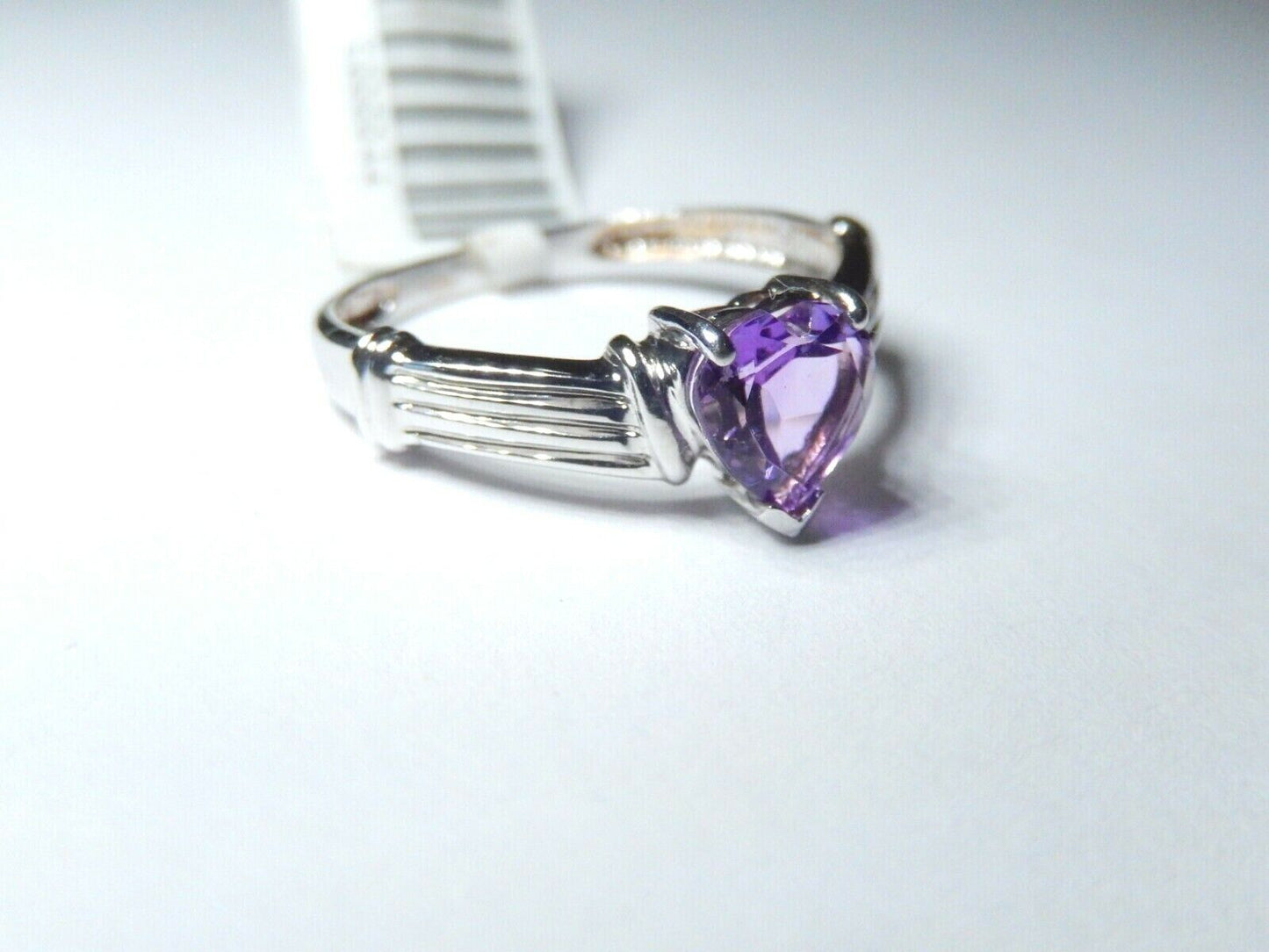 *NWT* 10k White Gold HEART Shape Amethyst Solitaire Ring Size 6.5