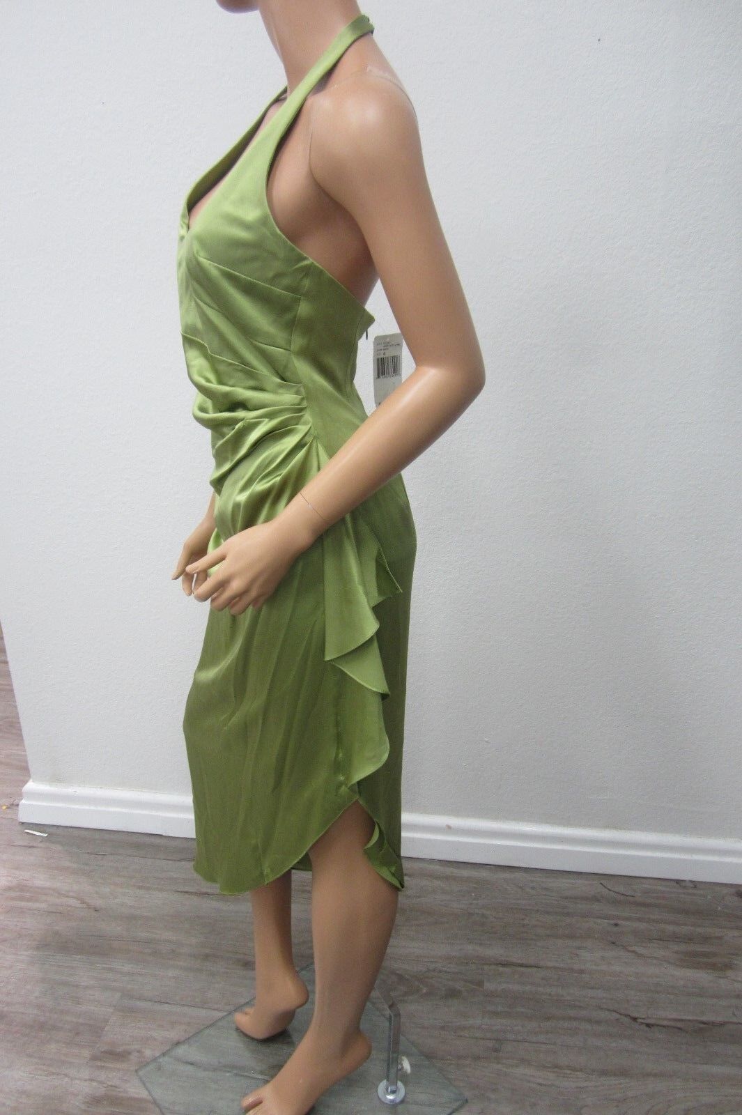 NWT $440. *STUNNING*  KAY UNGER New York Women's Green 100% Silk Long Dress Sz 4