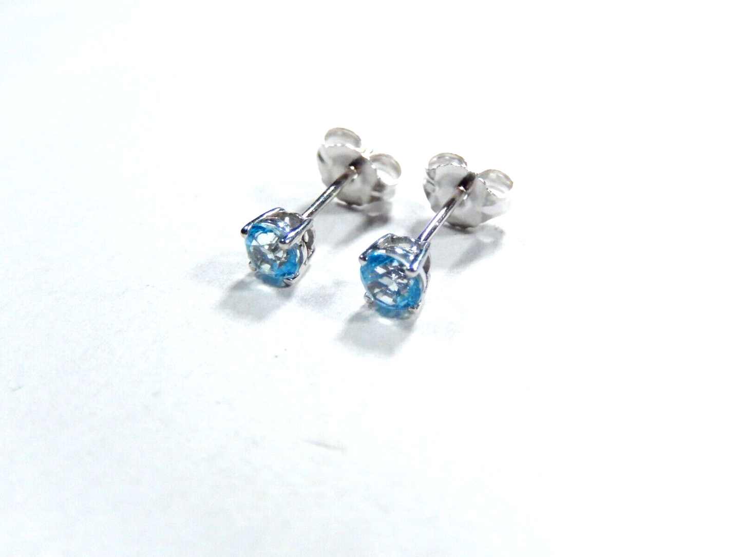 14K White Gold .50CT TW Aquamarine Stud Earrings March Birthstone