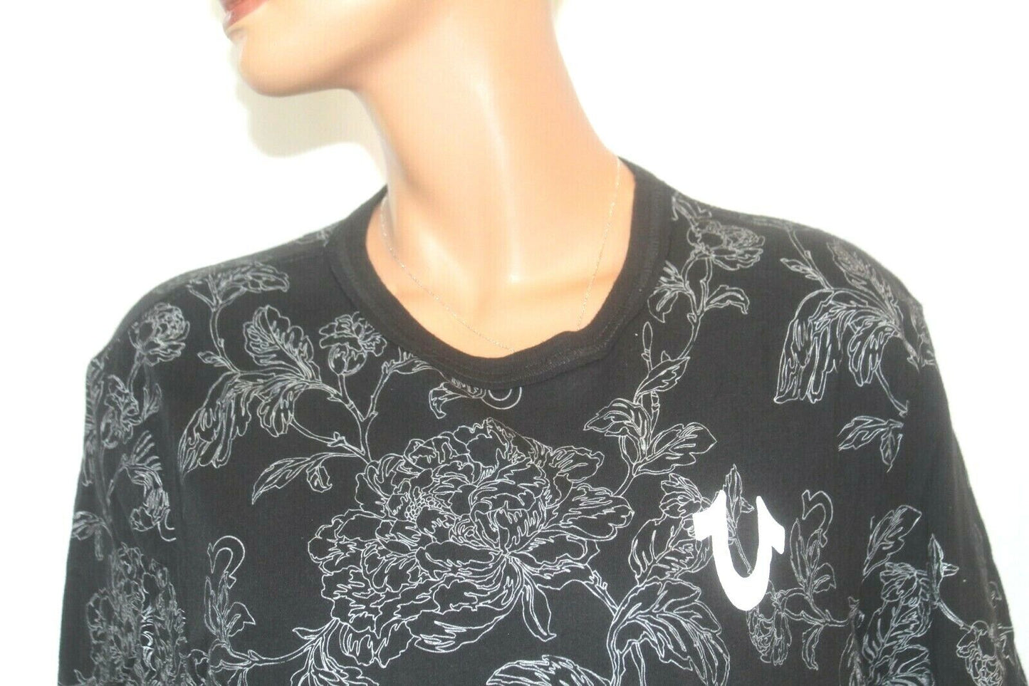 *NWT* True Religion Black Allover Bloom Metallic Floral  Men's Tee T-Shirt Sz L