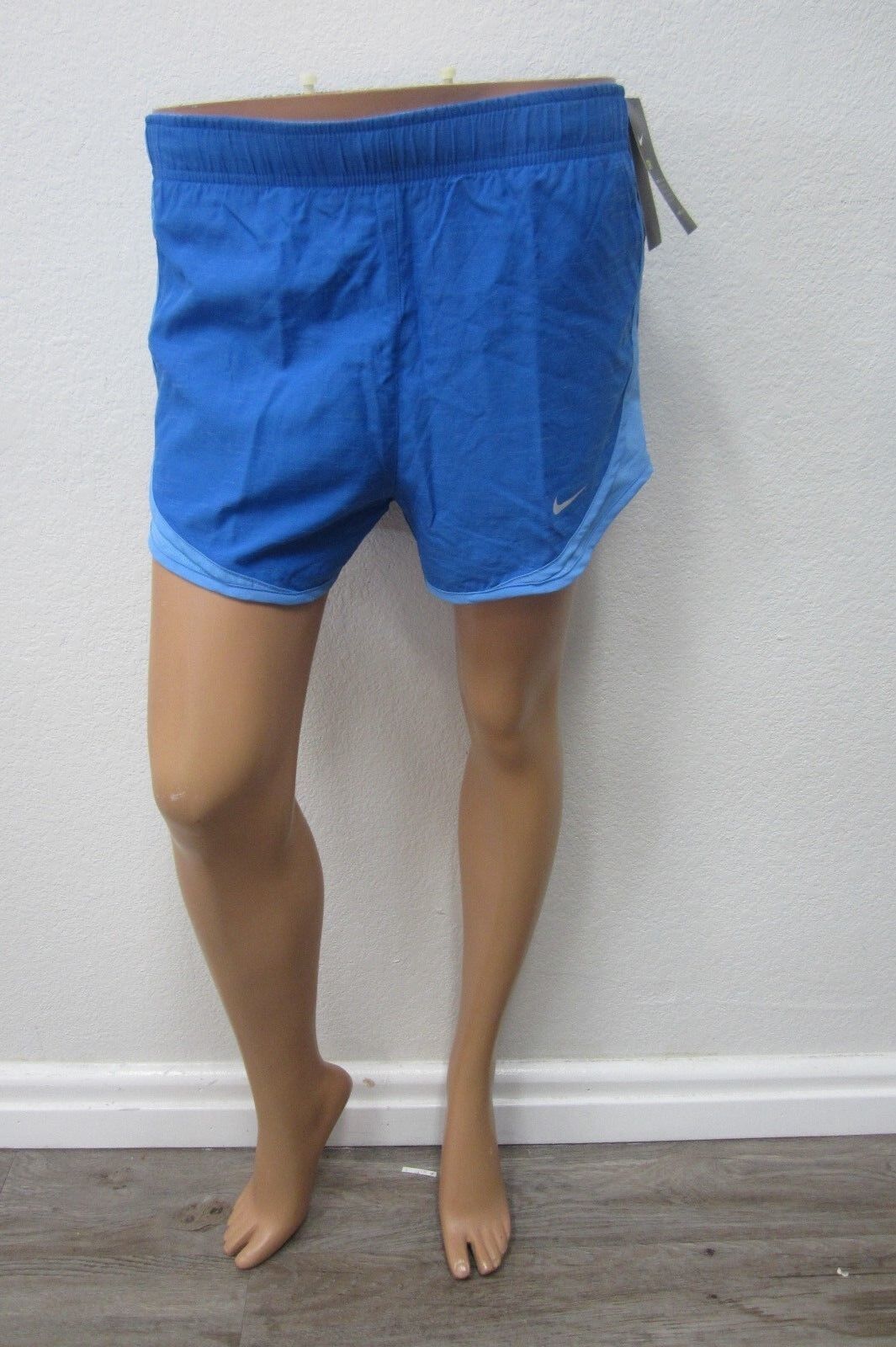 *NWT*  Nike Womens Dri-Fit Dry Tempo Running Lined Shorts Size XS