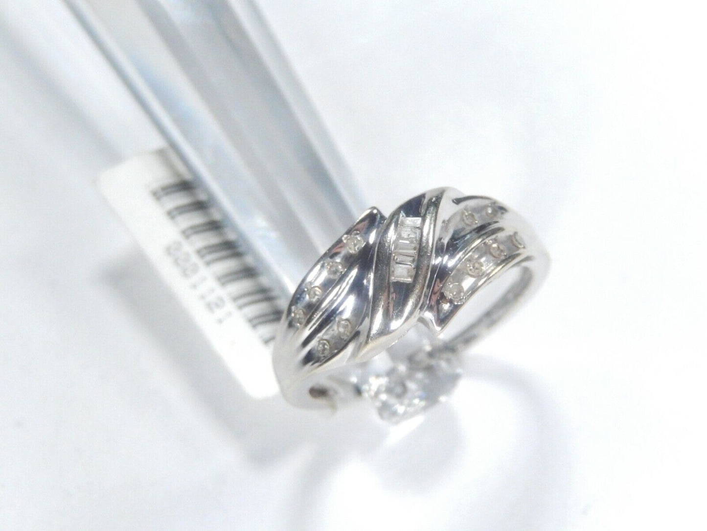 10k White Gold 1/5CT Natural Round Diamond Ladies Ring Sz 6.25