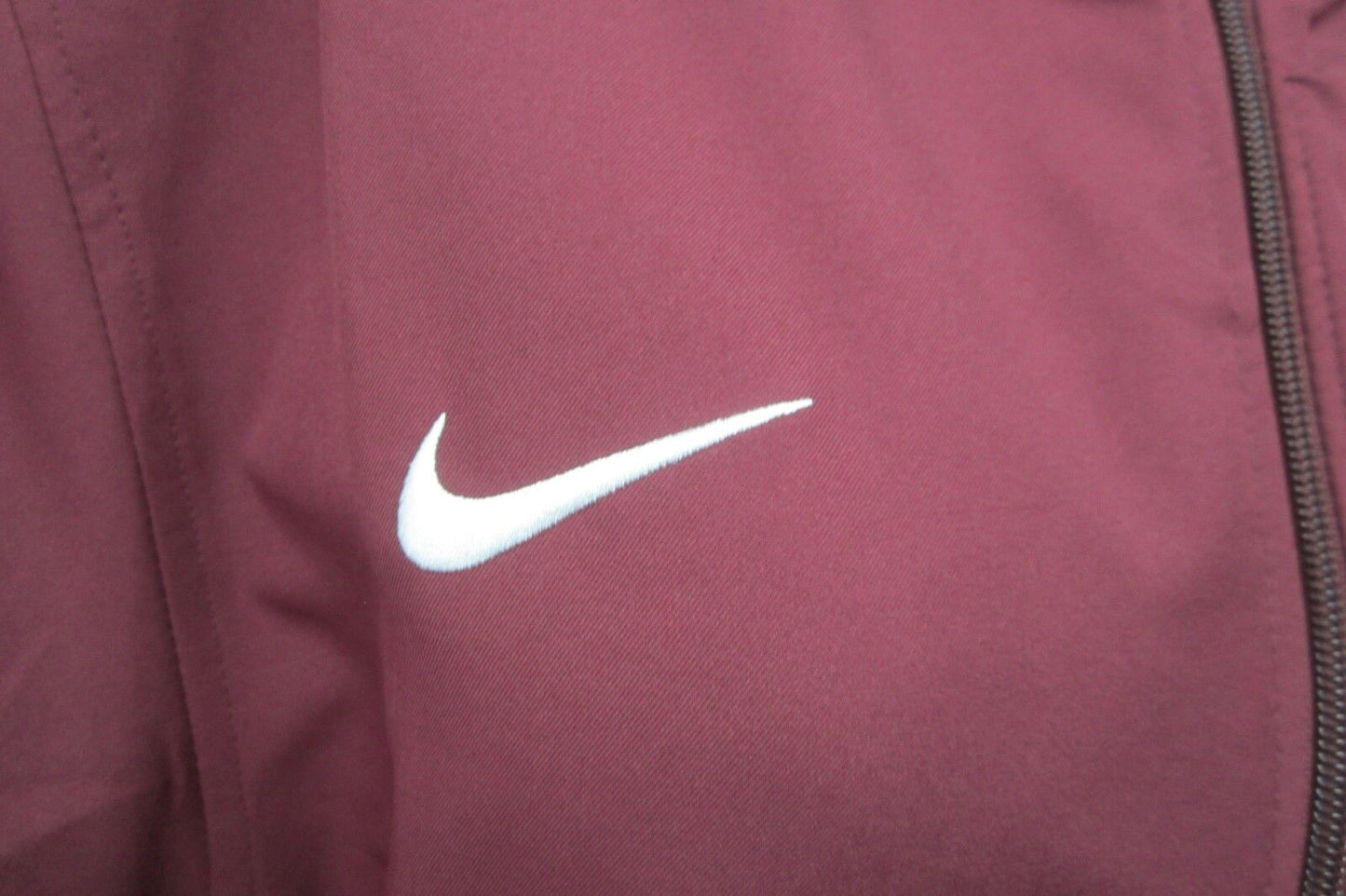 RARE NIKE TEXAS A&M AGGIES TRACK & FIELD  OFFICIALS JACKET ZIP FRONT SIZE LARGE