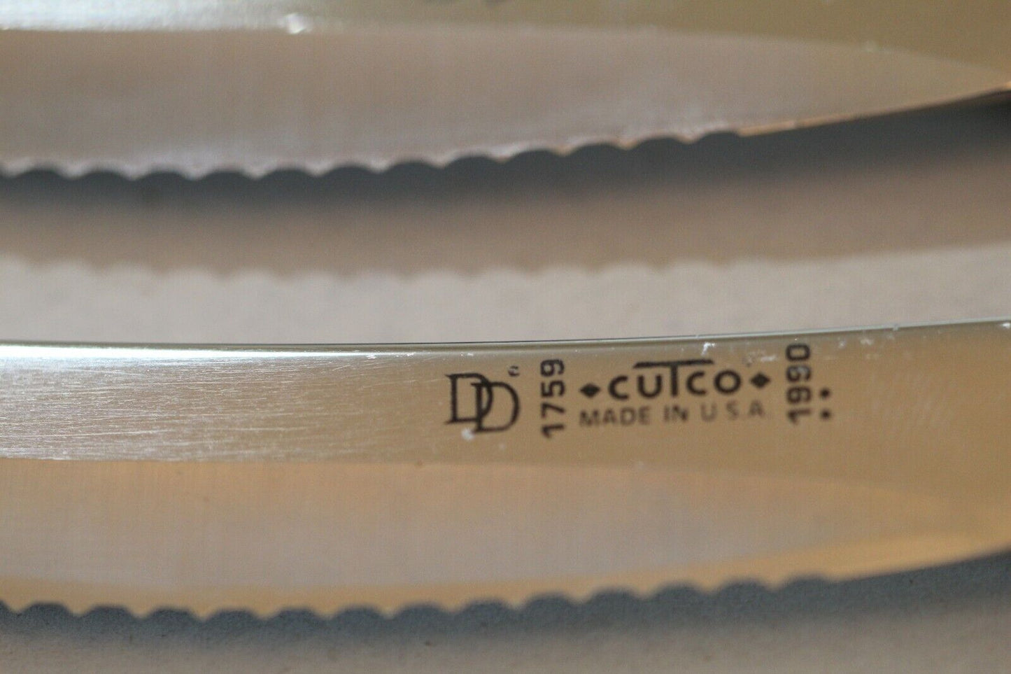 CUTCO Serrated Blade Steak Knives 1759 - 1990*1720 JE *1726 1990 Fork Lot Of 6