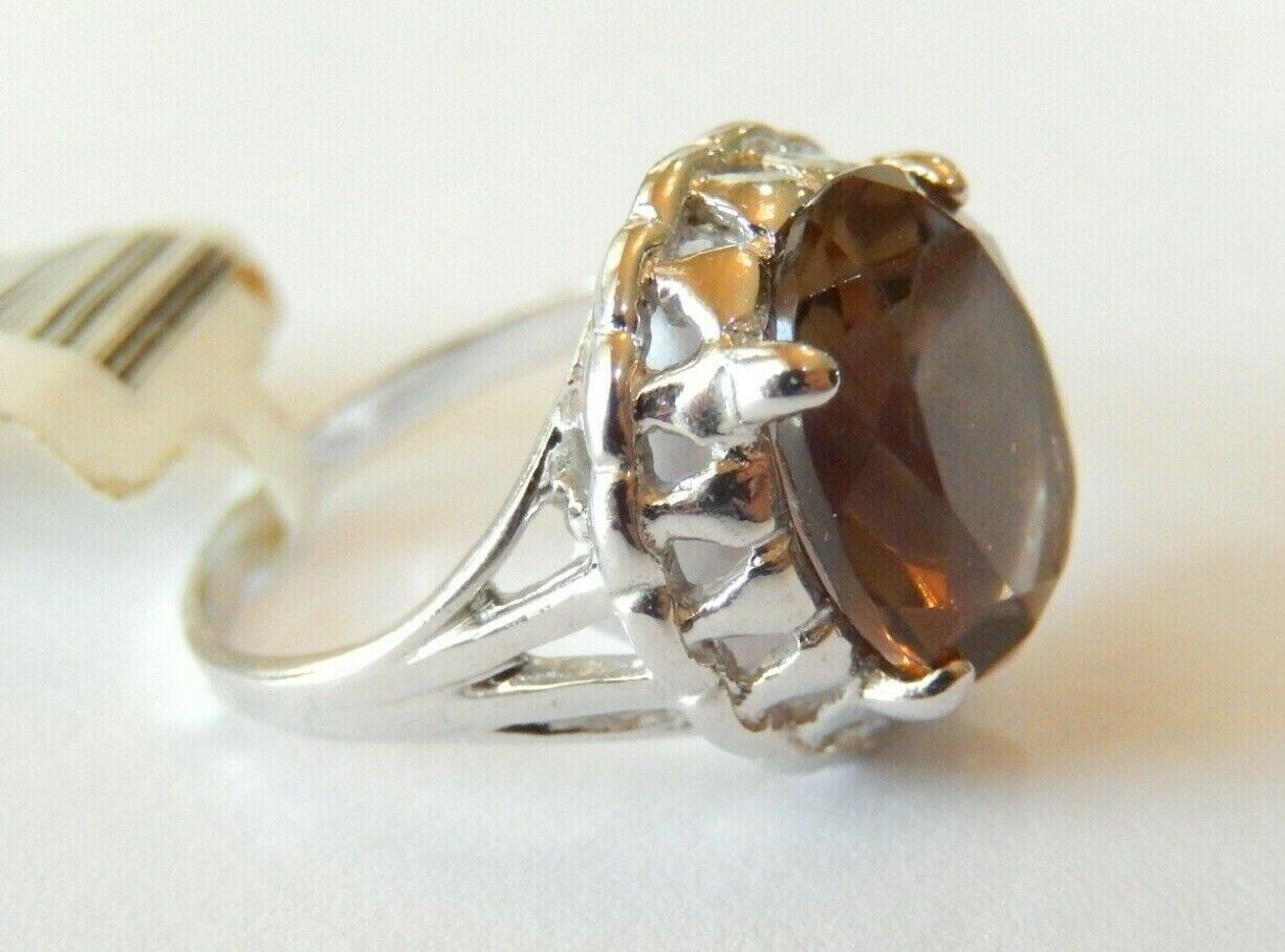 *VINTAGE* 10K White Gold 5CT Oval  Smokey Topaz Ring Size 5