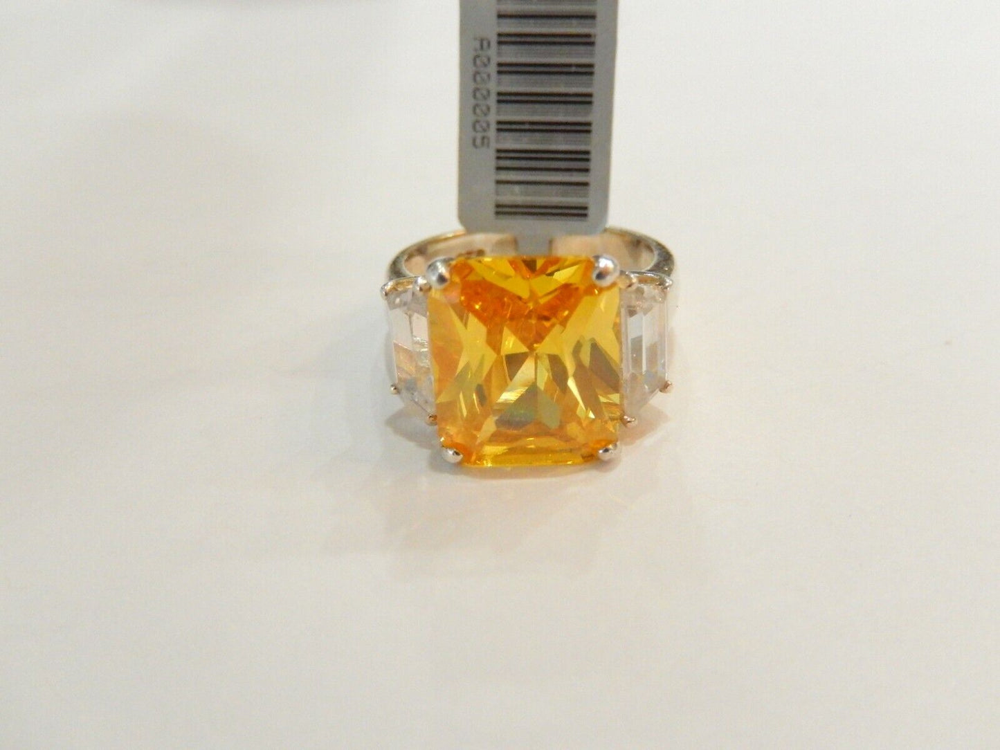 *VINTAGE*  Sterling Silver 5.0 CT Citrine  and CZ Ring  Size 6.5