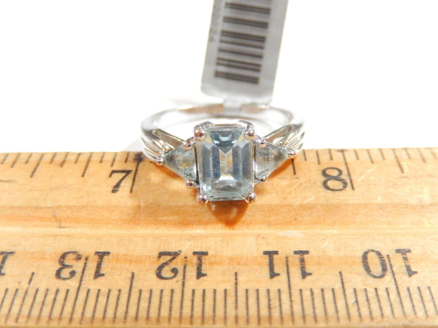 *VINTAGE*   Sterling Silver 1.75 CT Swiss Blue Topaz Three Stone Ring Sz 7.75