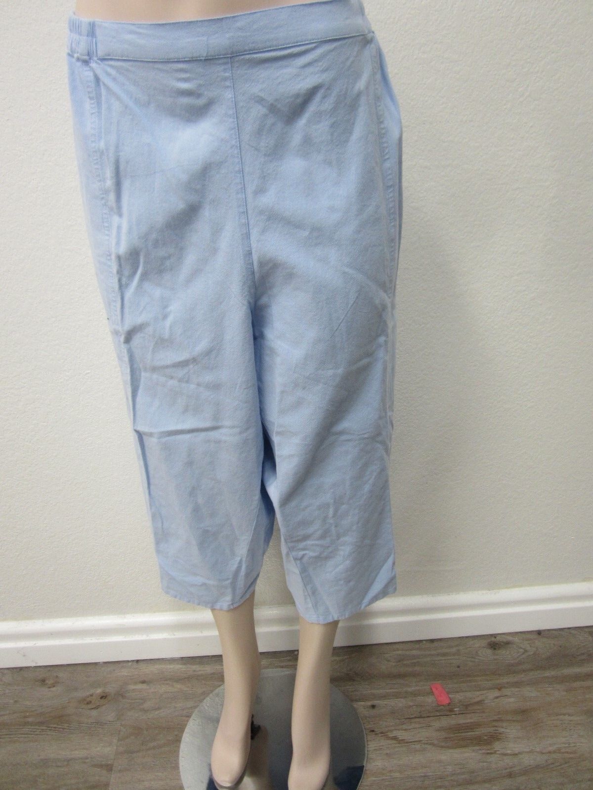 NWT C D Daniels Tummy Reducer Stretch Waist  Capri Pants Womens Sz 3X (20) x 20L