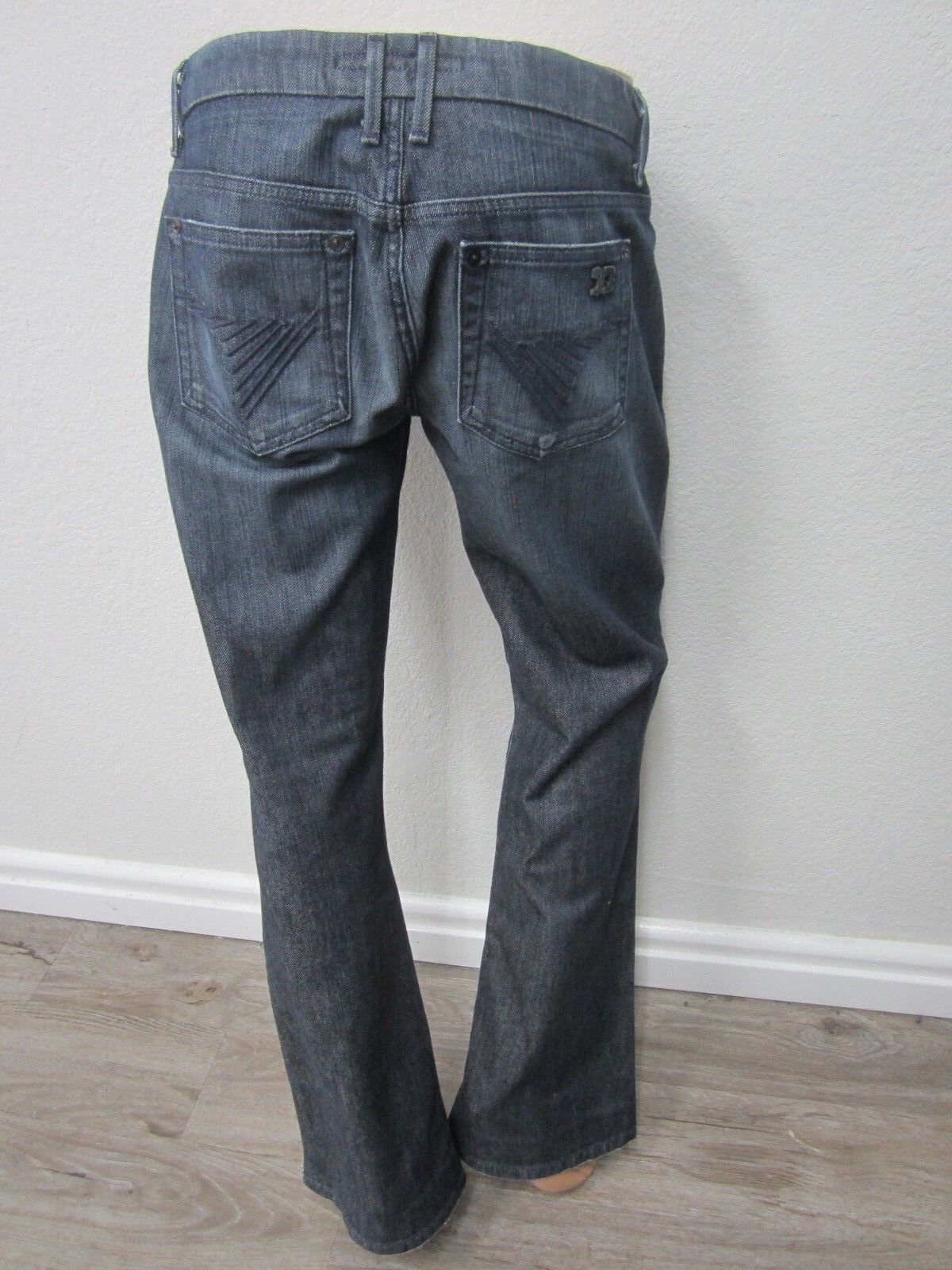 MINT Joe's Jeans "SOCIALITE" BOOT Cut STRETCH Blue Jeans - Women Size W 29 x 31