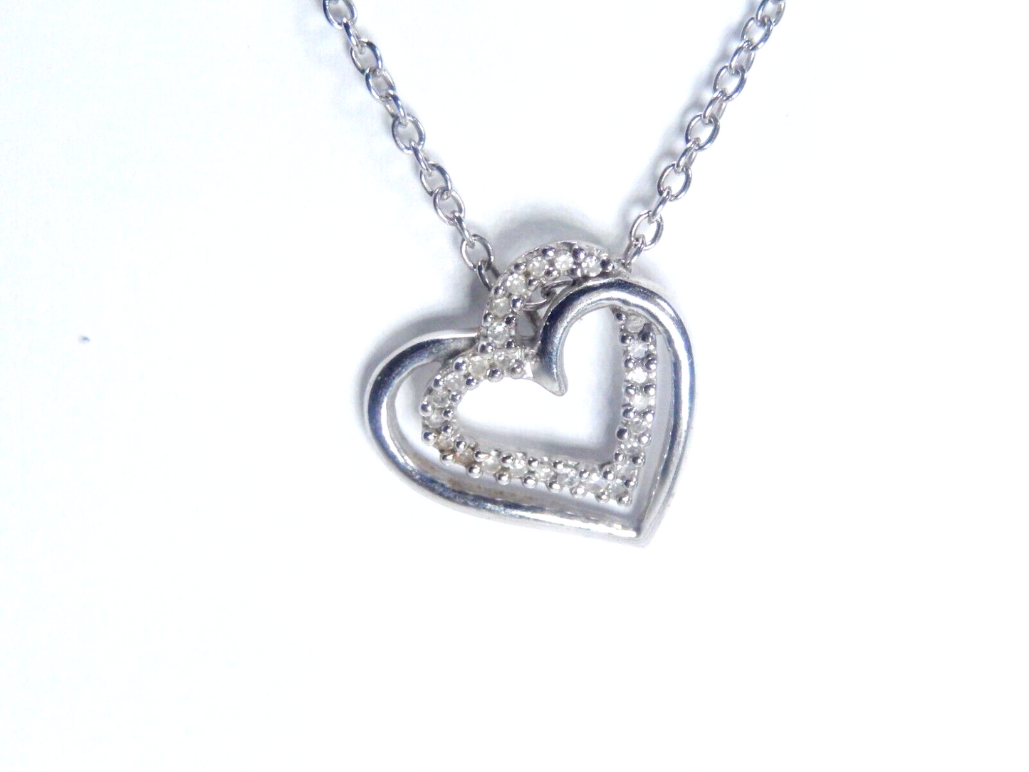 *VINTAGE* 10k White Gold Womens 27 Diamond Double Heart Pendant w/18"chain