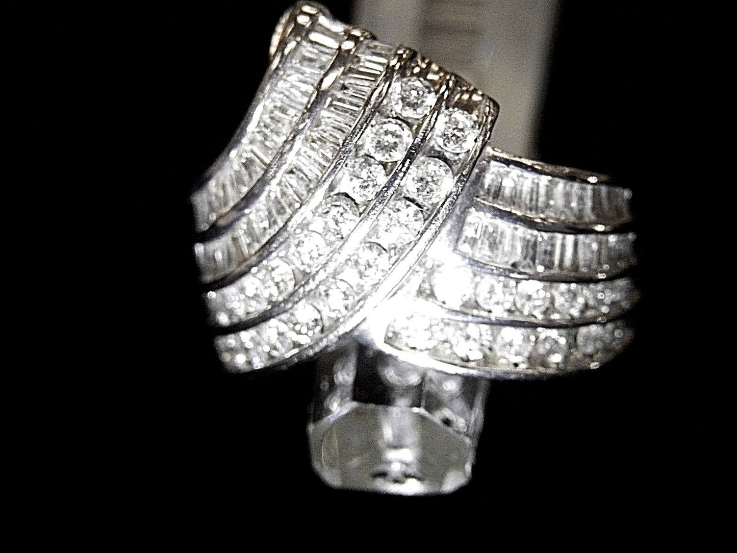 *VINTAGE* 1 Ct Round & Baguette Natural Diamond Solid 10k White Gold Band Ring