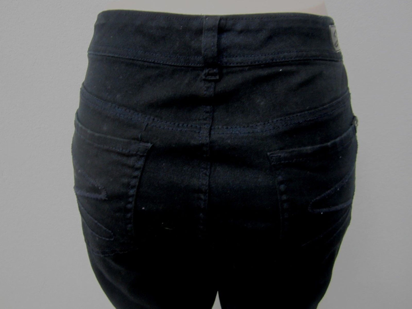 NEW 7 FOR ALL MANKIND WOMENS SLIM ILLUSION LUXE HIGH WAIST SKINNY IN BLACK Sz 20