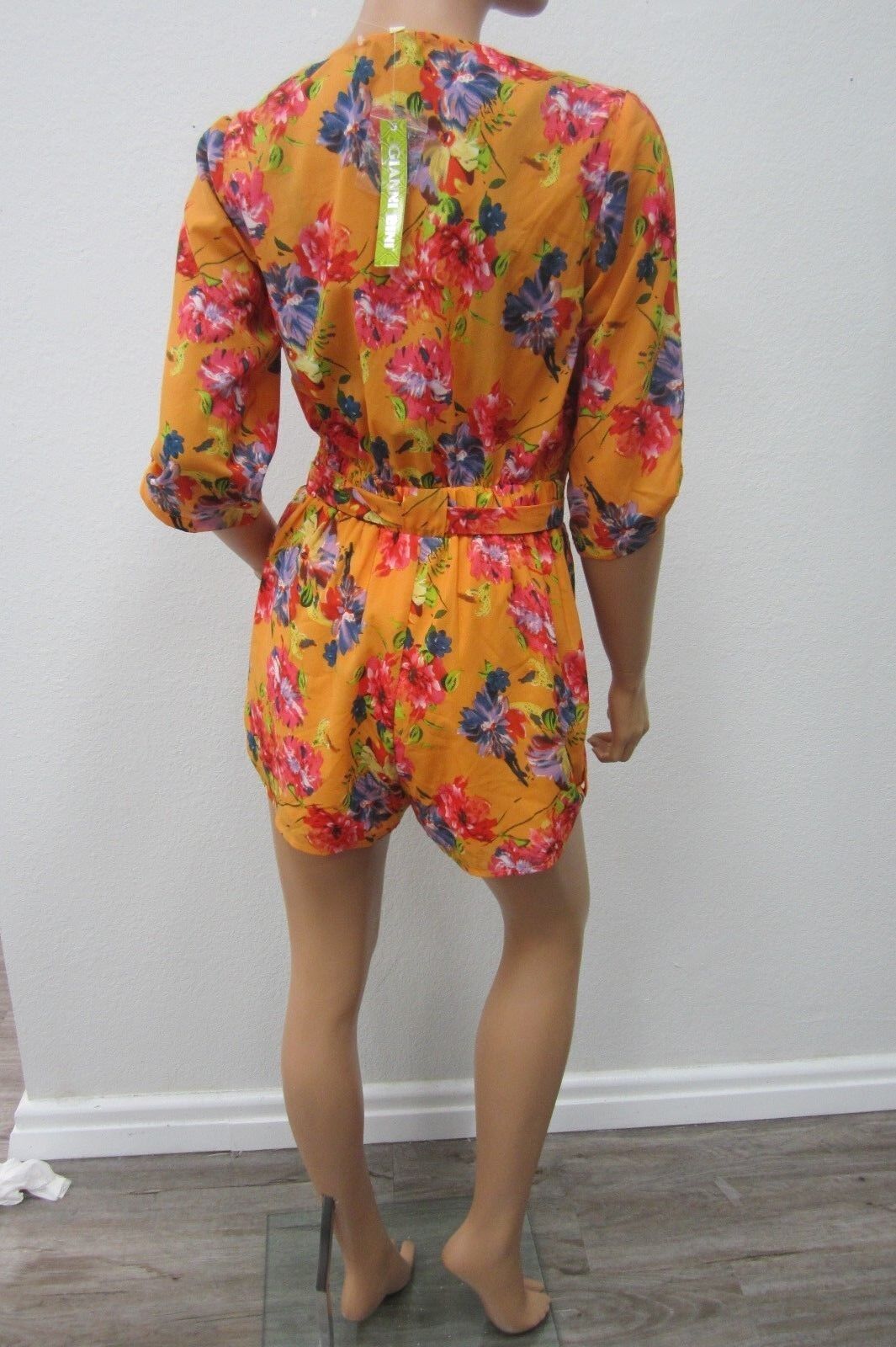 *NWT* $109.00  Gianni Bini In The Garden Erynn Peachy Romper  CUTE Size Small