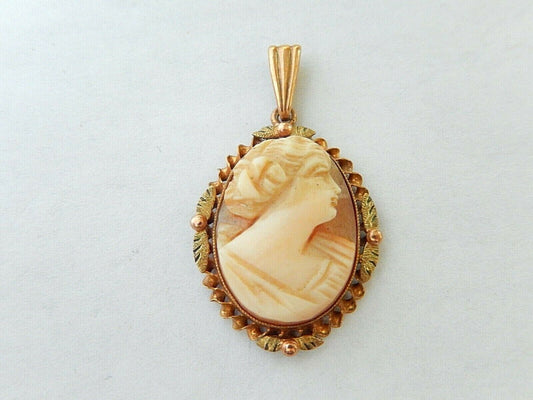 *VINTAGE* 10k BEAUTIFUL YELLOW GOLD CARVED LADY CAMEO PENDANT 1" x 34" plus bail
