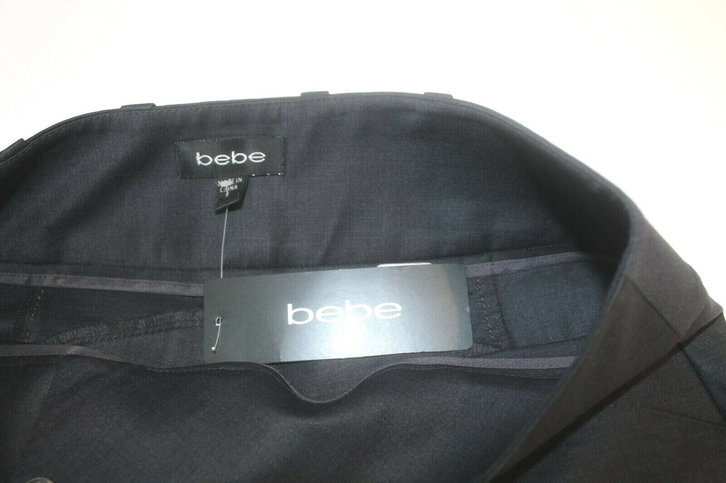 *NWT* $159. Women's Bebe Crop Capri Dress Pants Wool / Nylon / Spandex Size 2