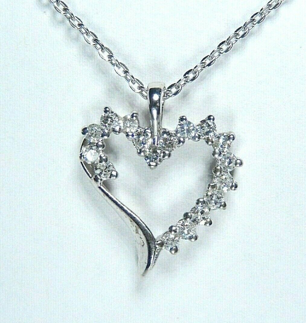 *VINTAGE* 10k White Gold .50CT Natural Diamond Heart Pendant  w/18" Chain