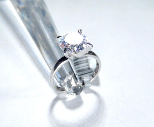 *VINTAGE* Sterling Silver 2.50 CT Round CZ Solitaire Wedding Ring Size 6