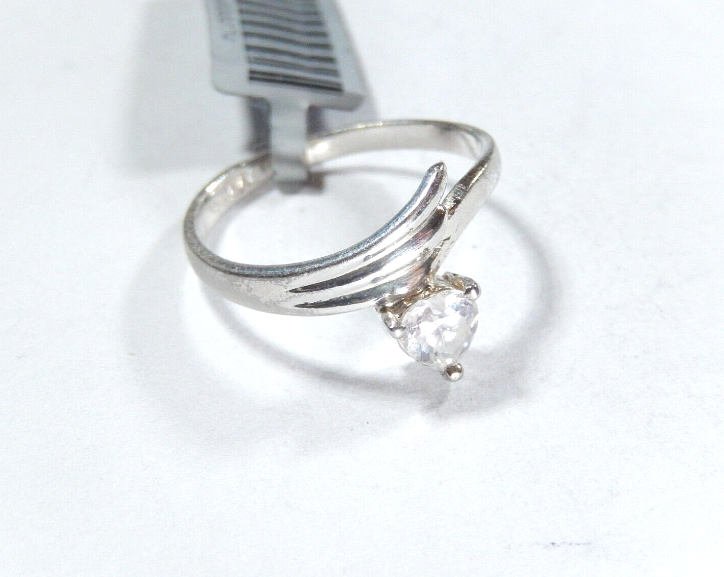*VINTAGE*  Sterling Silver  1/3 CT CZ Solitaire Heart Bypass Ring Size 8.25
