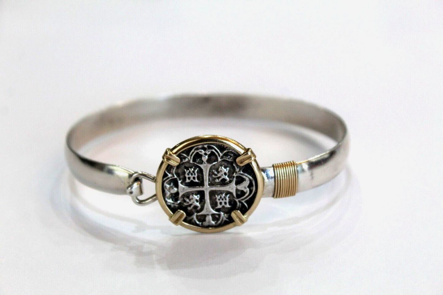 *VINTAGE*   14K Gold & Sterling Silver Cross Medallion 8mm Bangle Bracelet