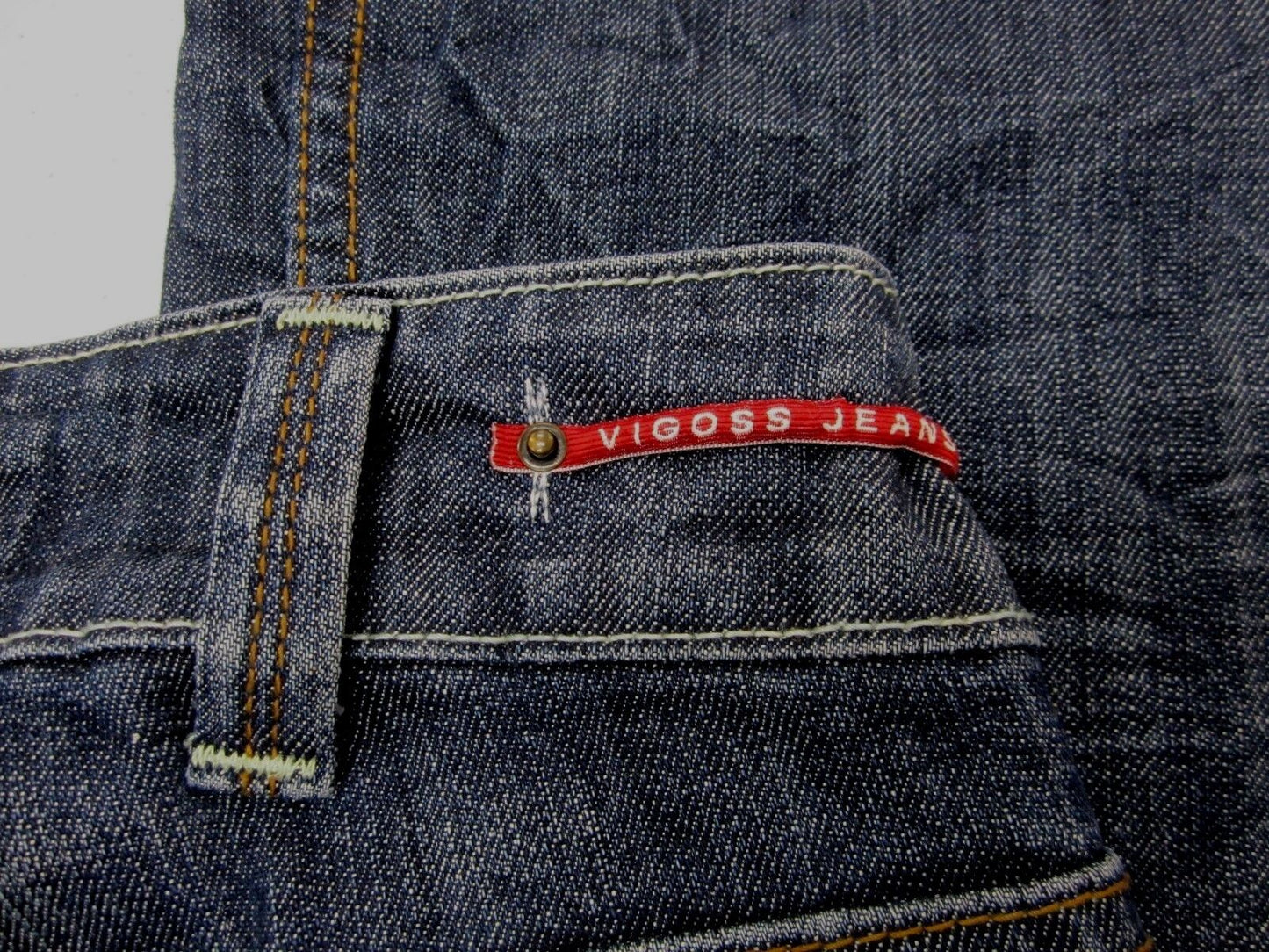 VERY NICE  VIGOSS  Boot Stretch Zipper Back Pockets  Blue Jeans  25" X 32"