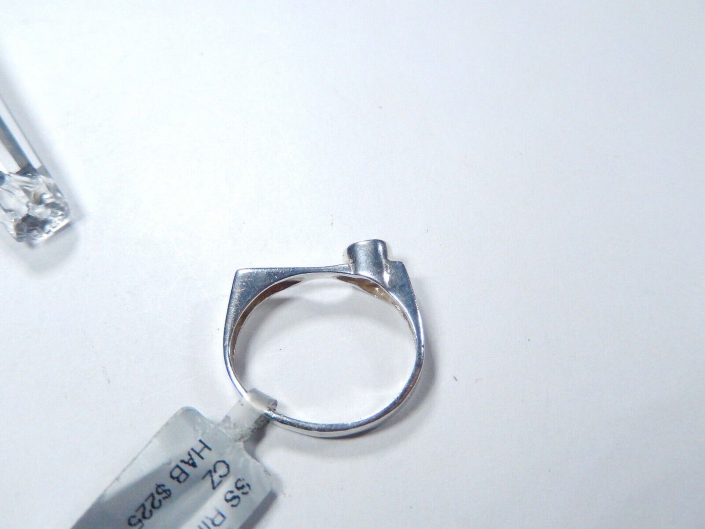 *VINTAGE* Sterling Silver Modern Style CZ Ring Band Sz 6