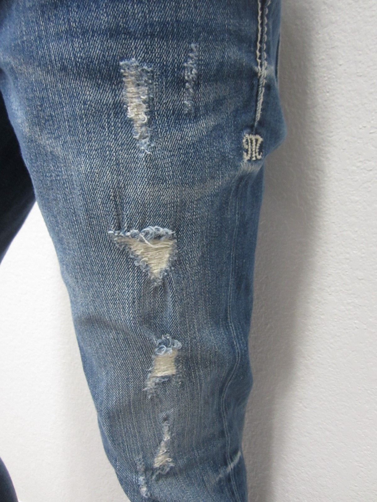 NICE Miss Me Buckle Skinny Jeans Style X1002SP The M Series Med Blue Size 26x31