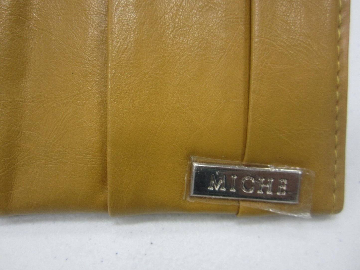 NWOT MICHE - Classic Outer Shell Tan With Silver Buckle Magnet Closure