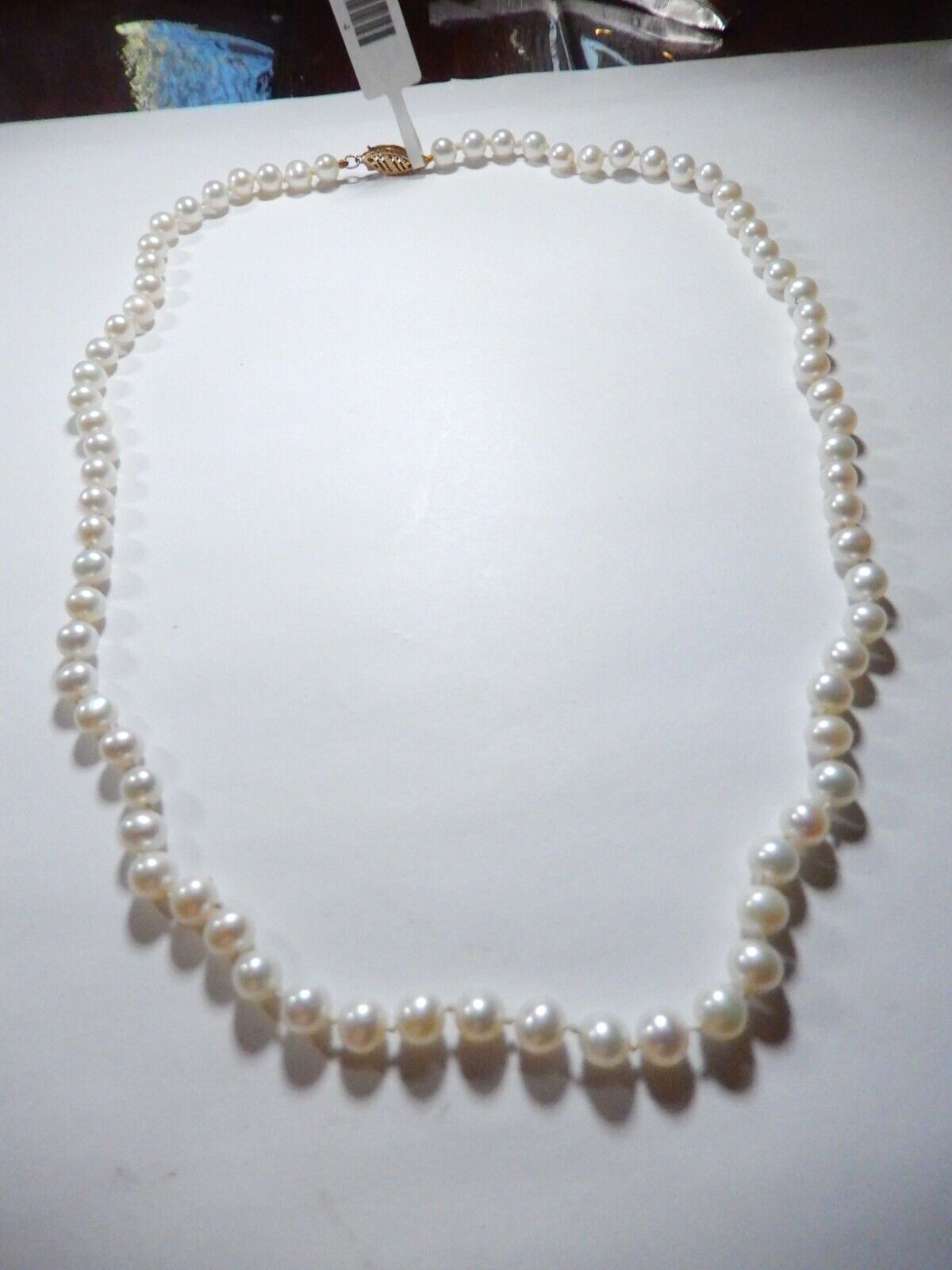 *NEW*  Pearl Necklace w/ 14K Gold Clasp~18" Cultured Pearls ~ 5.5mm Knotted