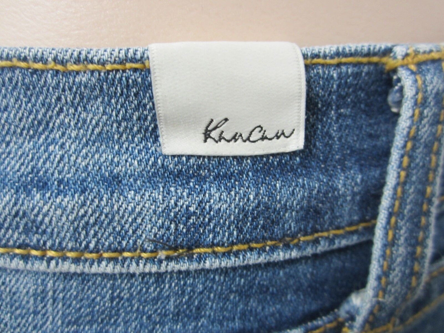 VERY NICE KanCan  Blue Stretch Denim Distressed Straight  Jeans size 28 x 26.5