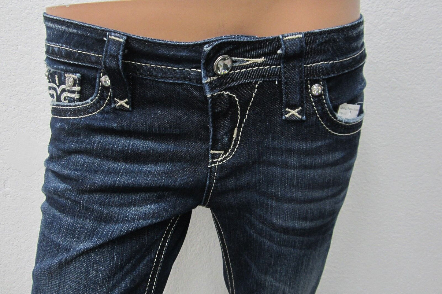 NWOT  Womens Rock Revival SORA Skinny Stretch DARK Denim  CRYSTAL Jeans Sz 26x32