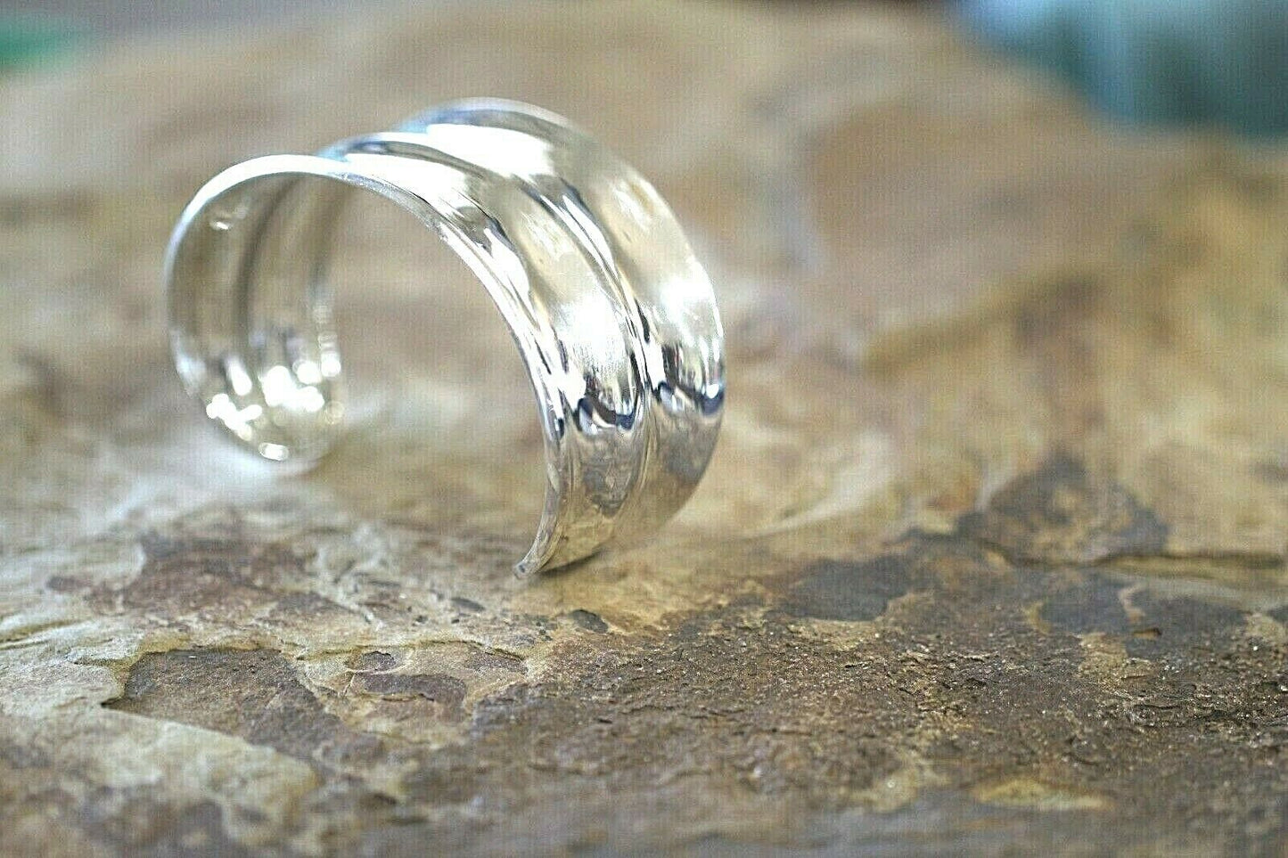 *VINTAGE* Mexico Sterling Modernist Solid Wide Cuff Smooth Curved Bracelet