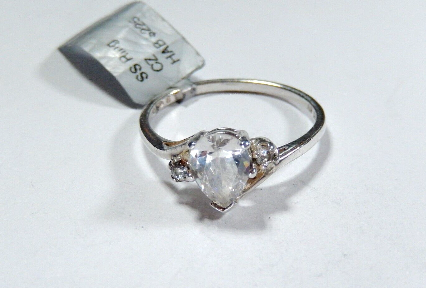 *VINTAGE*  Sterling Silver 1.00 CT Pear CZ Solitaire With Accent Stones Sz 8.75