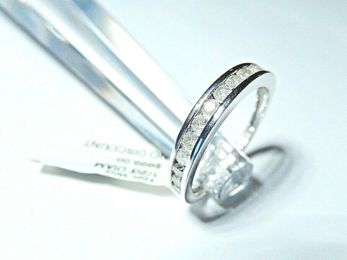 *NWT* 10K White Gold 1/2CT Round Diamond 3.5mm Channel Set Wedding Band Sz 7.5