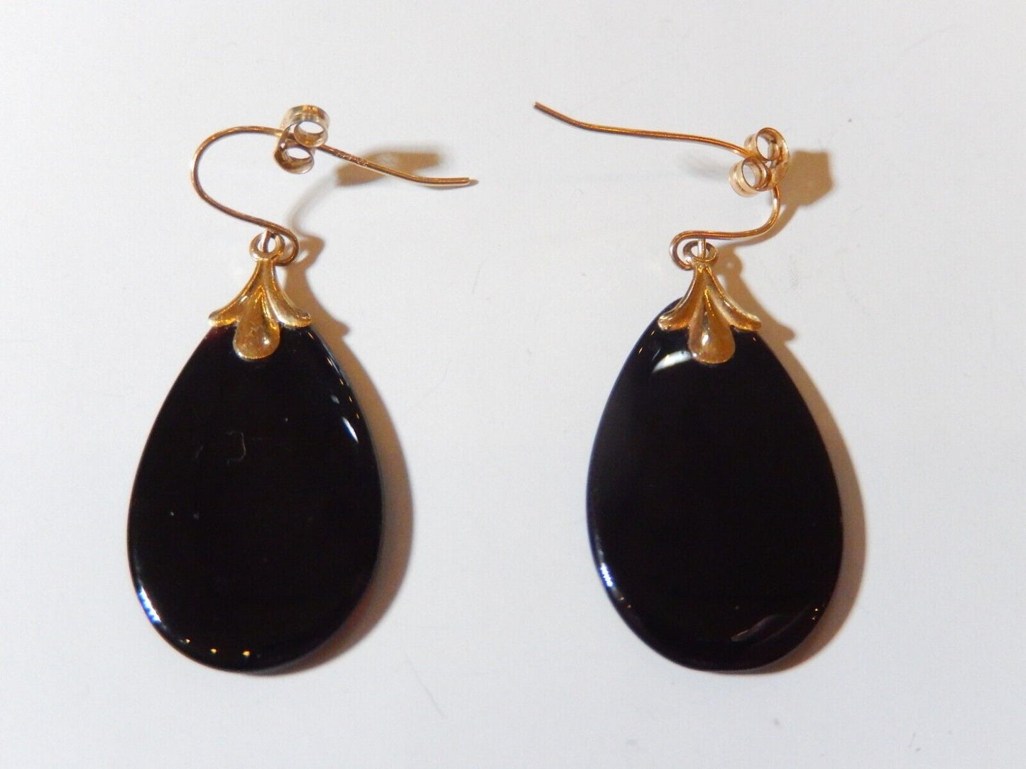 *VINTAGE*  14k Yellow Gold Black Onyx Teardrop Dangle Drop Earrings 1.25" x .5"