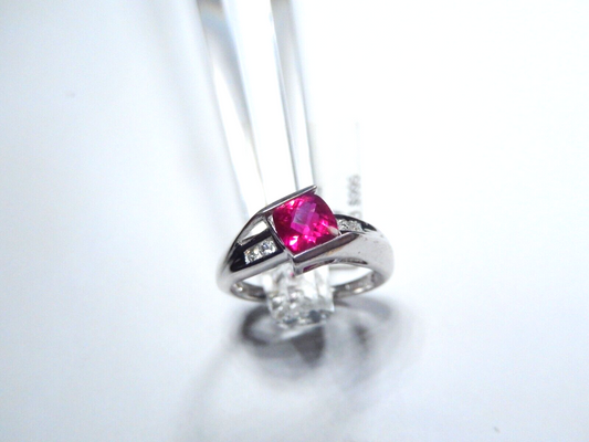 *NWT* 10k White Gold Lab Created Princess Cut Ruby And Diamond Ring Sz 4.25