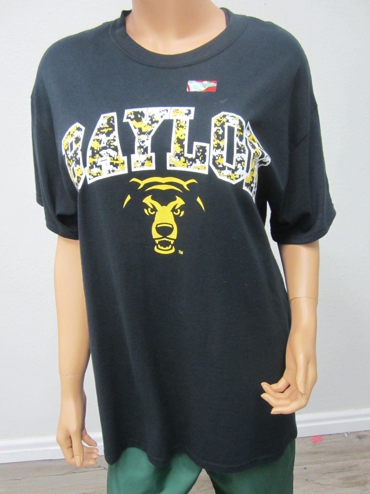 NEW Baylor University Gildan Unisex T Shirt Solid 100% Cotton Short Sleeve Sz L